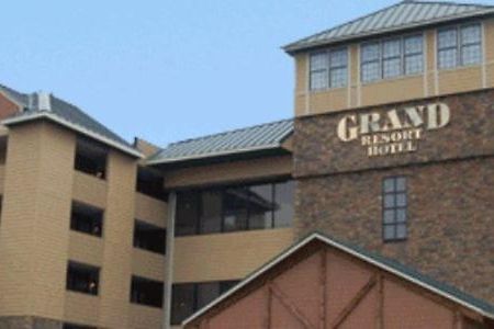 Grand Resort Hotel & Convention Center Pigeon Forge Exterior photo